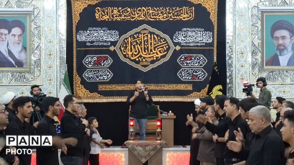 طنین یا حسین در سومین شب محرم از حرم حسین بن الموسی الکاظم (ع)