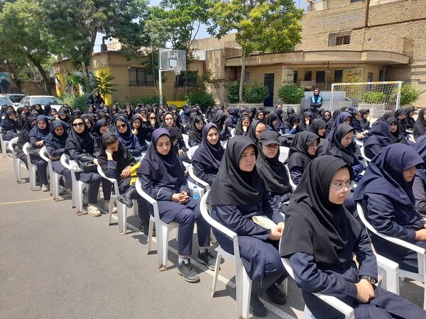 مراسم شهادت سیدالشهدای خدمت در هنرستان فنی‌وحرفه‌ای بدیع مشهد 