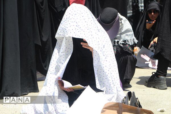 آخرین وداع با قائد شهید: پیکر مطهر آیت‌الله سیدعلی‌خامنه‌ای در میان سیل عاشقان به مصلی تهران رسید 