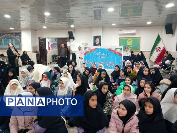 برنامه رویش آدینه با حضور دبستان دخترانه امام مهدی۲  در محمدشهر کرج