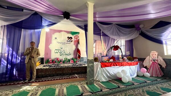 جشن عاطفه‌ها در دبستان حضرت زینب(س) شهر اراک