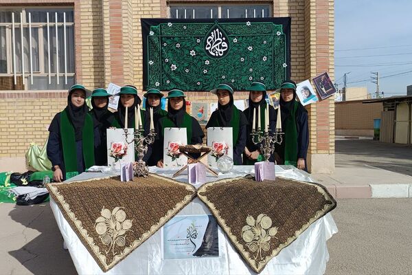 همایش «وطن‌یار»؛ تجدید عهد دانش‌آموزان ورامینی با شهدا و فرهنگ ایستادگی