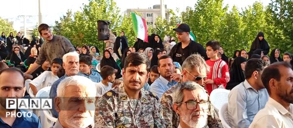 ملایری‌ها یاد شهدای اقتدار و شهید محمدبرومندنژاد را گرامی داشتند