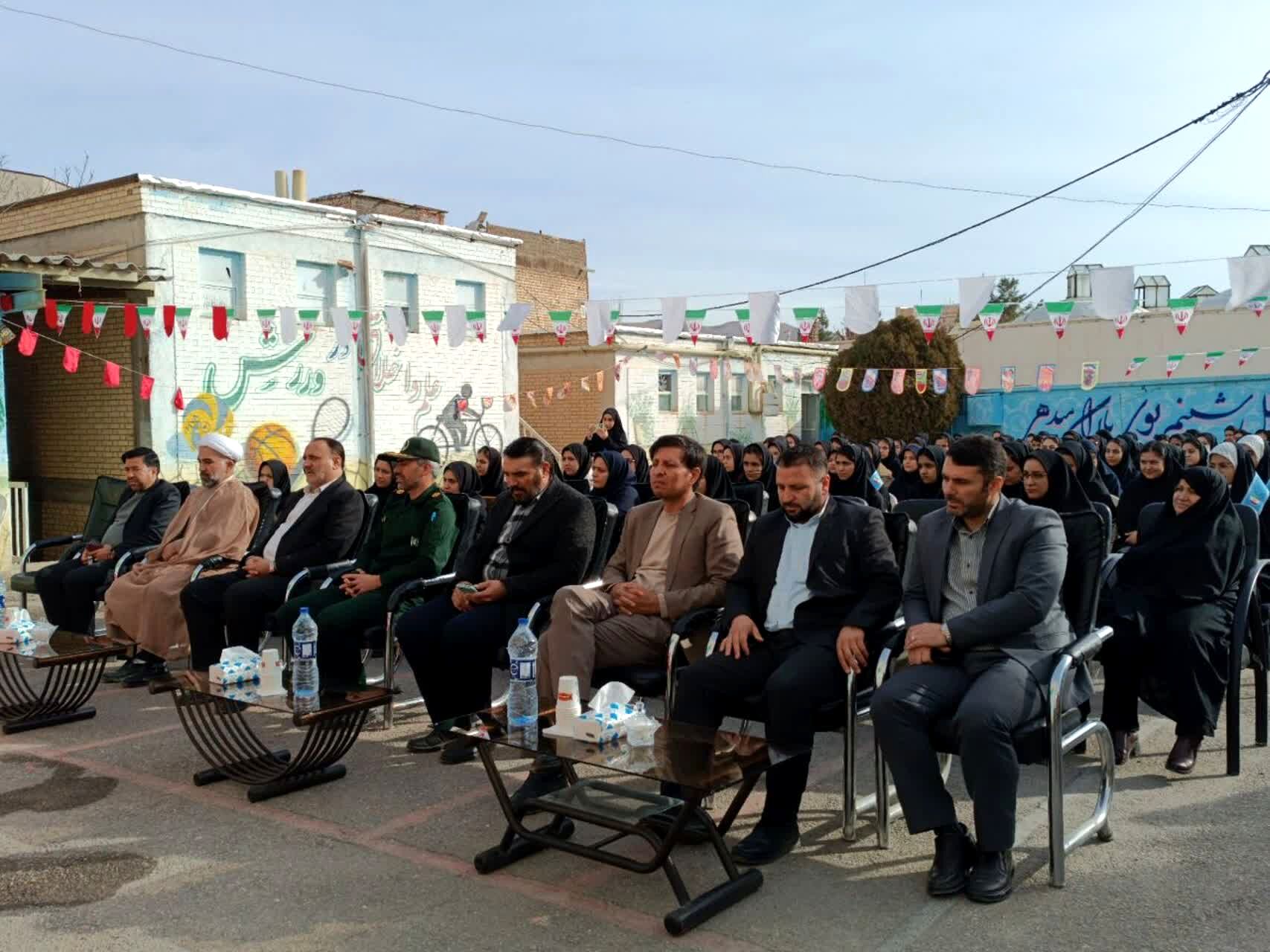 جشن باشکوه و پرشور ایرانمون در آموزشگاه دخترانه فاطمیه شهر کلات 