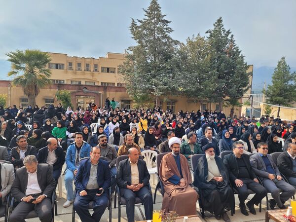 مراسم جشن و سرور در مدارس شهرستان سیروان 