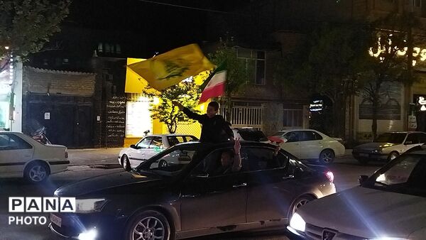 چهل و یکمین رژه ماشینی بلوار فضل نیشابور پس از آغاز جنگ 
