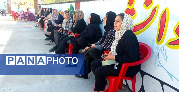 جشن هفته مازندران در دبستان نرجس خاتون گلوگاه 