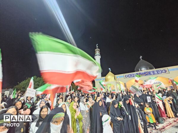 اجتماع حماسی «دختران زینبی» در سندرک به مناسبت سالروز ولادت حضرت معصومه (س)