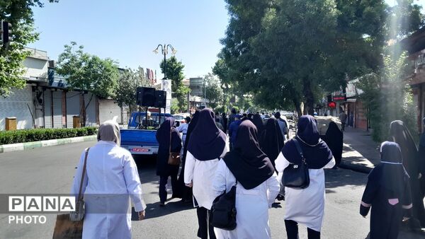 همایش پیاده‌روی شهر پویا در رشت
