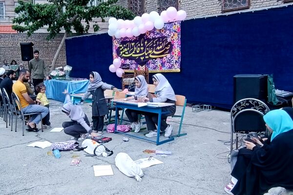 مراسمی به یاد شهدای میناب در رباط‌کریم