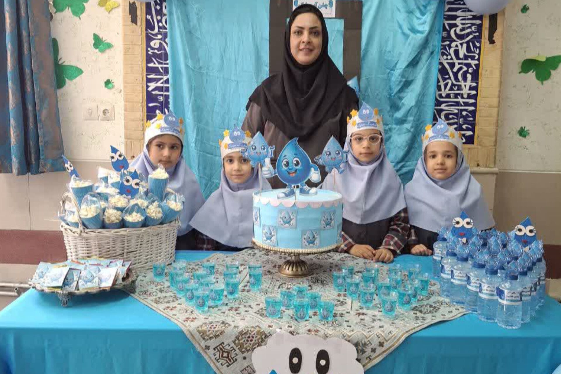 جشن آب در دبستان خورسندیان شیراز