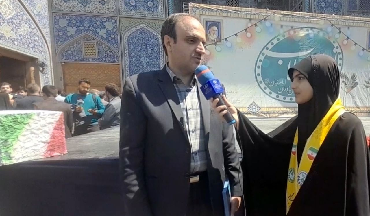 شورو اشتیاق دانش آموزان به انقلاب در راهپیمایی روز قدس موج می زد
