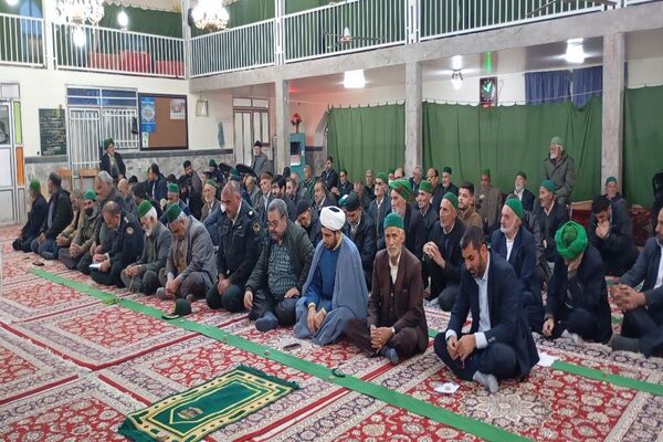 اقامه نماز جمعه در شهر بار نیشابور