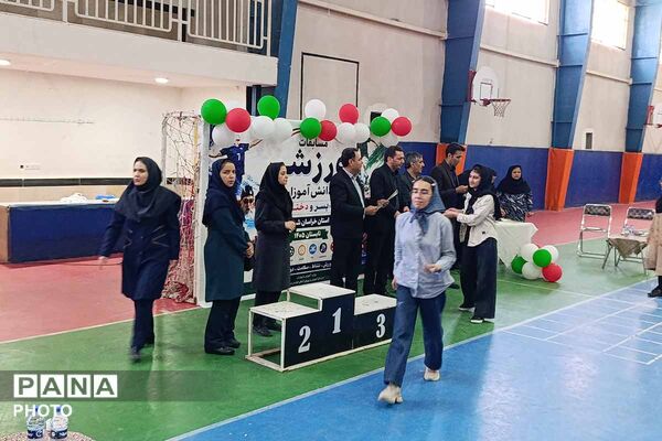 شور و نشاط ورزشی دانش‌آموزان دختران خراسان شمالی در قاب اختتامیه تابستانی
