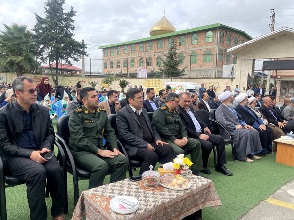 برگزاری جشن غنچه‌ها در آمل 