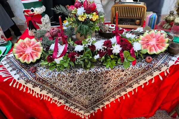 از انار تا لبخند؛ یلدای دانش‌آموزی