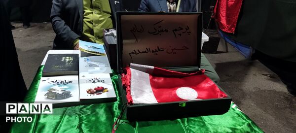  شبی آکنده از عطر رضوی در حسینیه فضل نیشابور