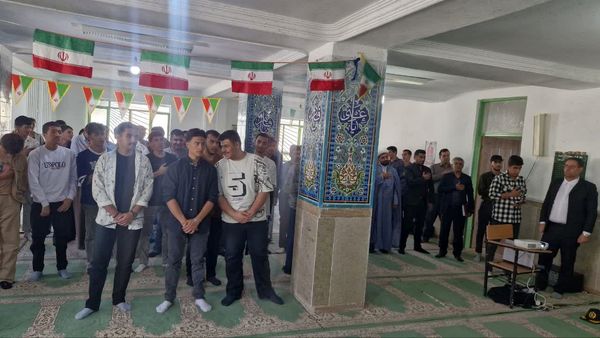 یادواره شهدای دانش‌آموز دبیرستان نمونه علامه امینی سی‌سخت