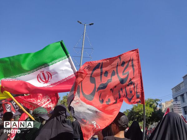 حضور پرشور ملت عظیم الشأن ایران در مراسم وداع با پیکر رهبر شهید