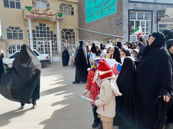 حضور پرشور مردم نسر در یوم‌الله ۲۲ بهمن؛ تجدید میثاق با آرمان‌های انقلاب
