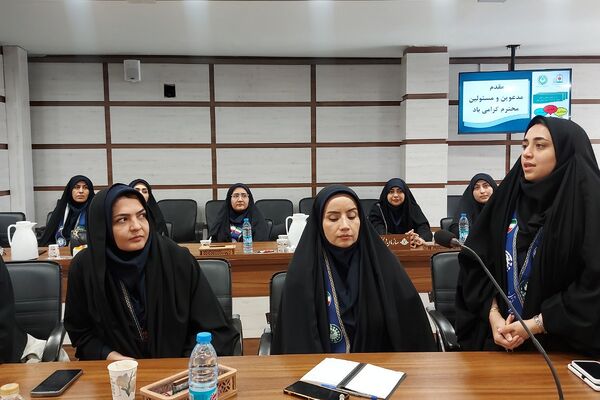 نشست فصلی و توان افزایی مأمورین و مسئولین سازمان دانش‌آموزی شهرستان‌های استان تهران 