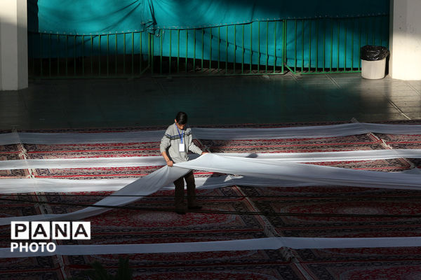 سفره افطاری حرم کریمه اهل بیت(س) در ماه ضیافت الهی