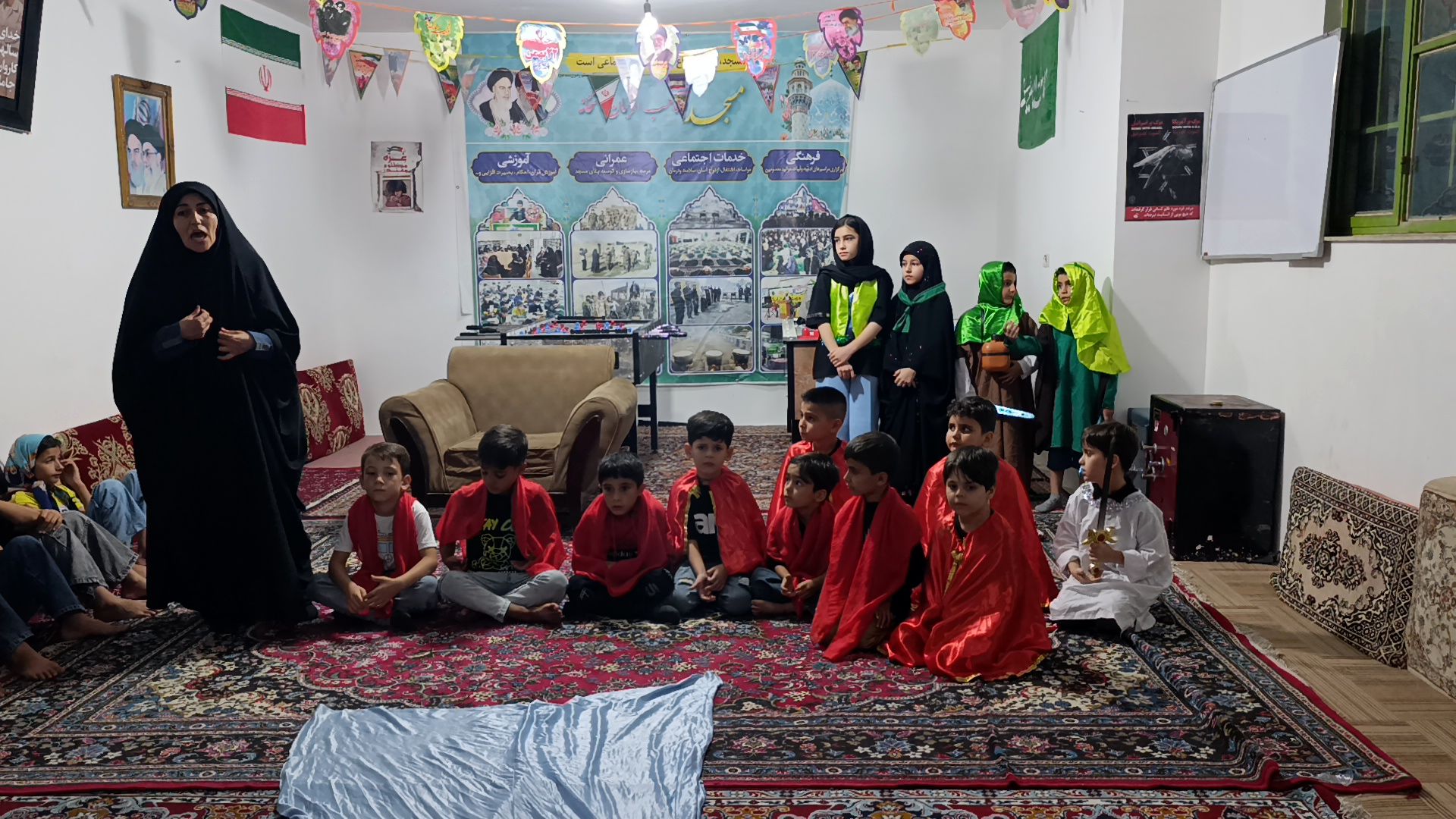 برپایی مهد آدینه نور در مسجد صاحب الزمان آشخانه 