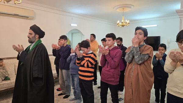  جلسات هفتگی صراط الحمید در دبیرستان بعثت  