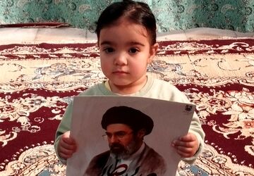 حضور بانوان جان فدا شهدا، کفن پوش در مهدیه 
