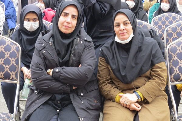 مراسم هفته پژوهش در دبیرستان بانو عفت آهنگری شهرری