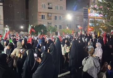 شهر گلستان غرق در نور و شادی 