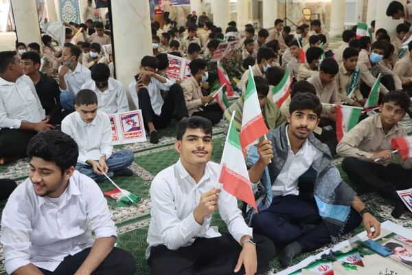 فریاد استکبار ستیزی دانش آموزان در حمایت از مظلومان