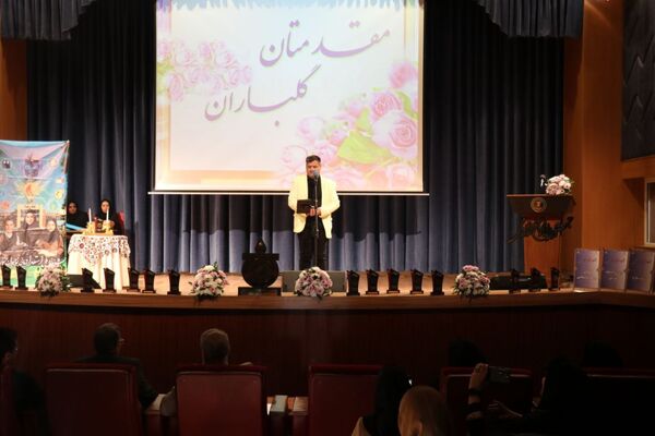 قدردانی از افتخارآفرینان متوسطه اول ناحیه ۶ در یازدهمین دوره جشنواره خوارزمی