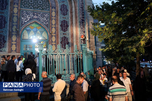 مرحله دوم انتخابات چهاردهمین دوره ریاست‌ جمهوری در حسینیه ارشاد