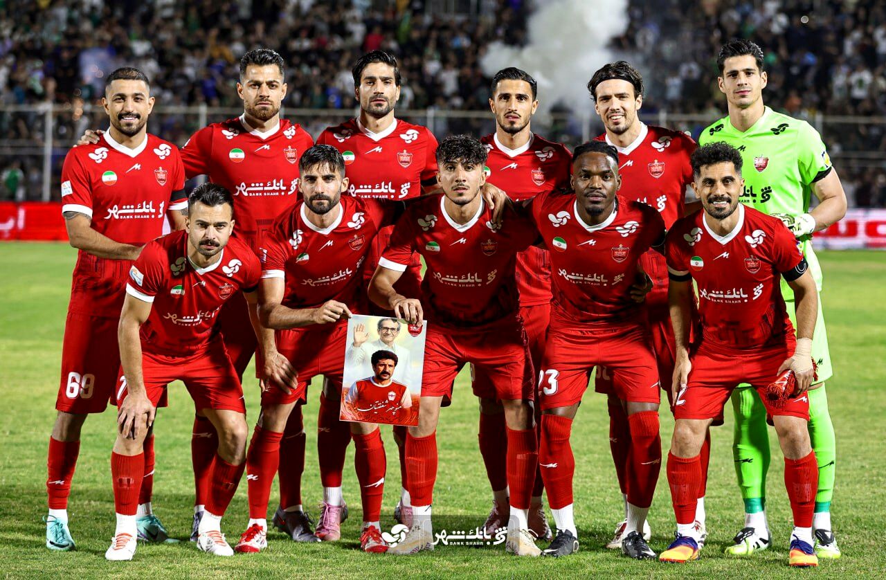 هاشمیان در پرسپولیس هیچ کاره است؛ بازیکنان برای وحید تکلیف تعیین می‌کردند/ دلالی در پرسپولیس موج می‌زند