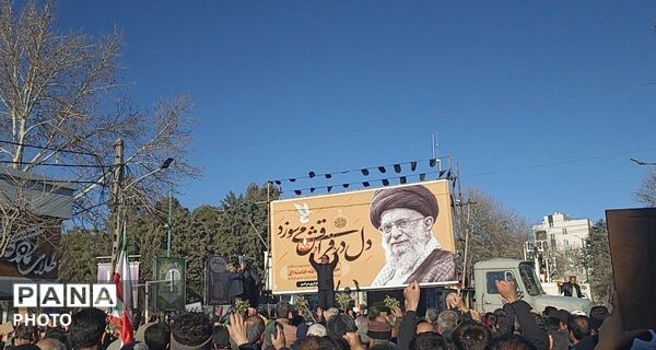 ای پدر شهیدم راهت ادامه دارد
