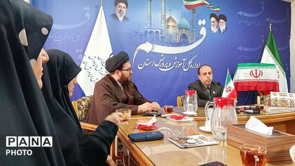 رونمایی از «سفرهای من و گیلاند» نخستین کتاب انتشارات سازمان دانش آموزی قم