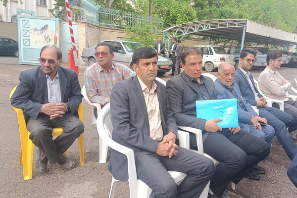 برگزاری مراسم بزرگداشت روز معلم در نیشابور 
