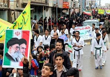 نمایی نزدیک از راهپیمایی  یوم الله ۲۲ بهمن در شادگان