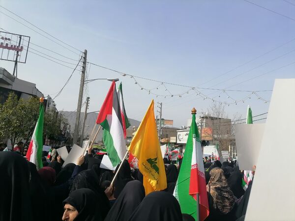 شمع ۴۷ سالگی را با طوفان غیرت مردم فوت کردیم