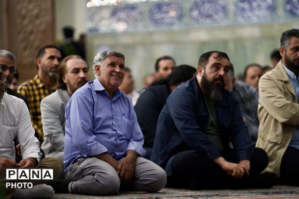 آیین غبارروبی حرم حضرت معصومه(س) با حضور اصحاب رسانه