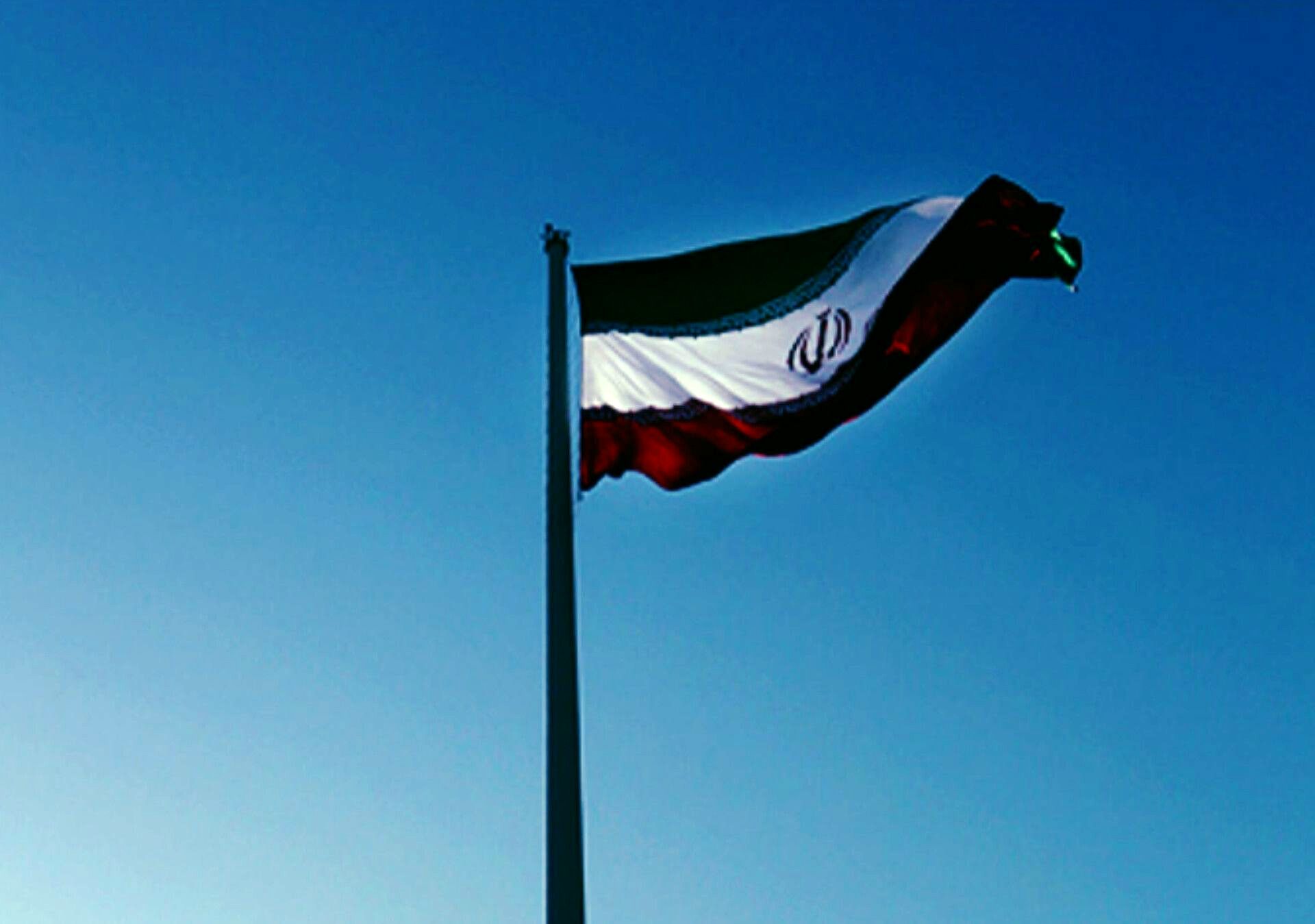 طنین‌انداز شدن نوای «الله‌اکبر» در آسمان کرج