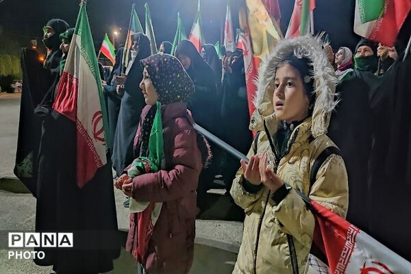 جهاد حضور در خیابان ادامه دارد