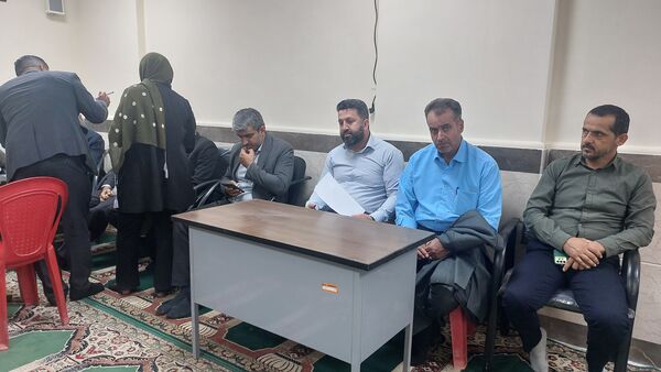 برگزاری میز خدمت به‌مناسبت هفته دولت در بلده
