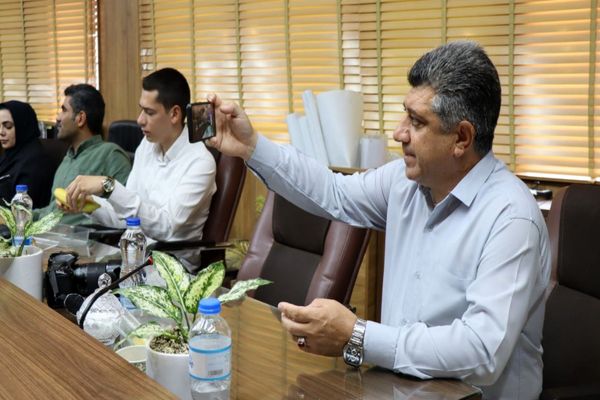 نشست صمیمانه شهردار پاکدشت با خبرنگاران و اصحاب رسانه