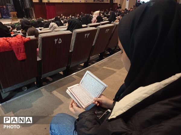 احیا و عزاداری شب دوم قدر در فرهنگسرای سیمرغ نیشابور