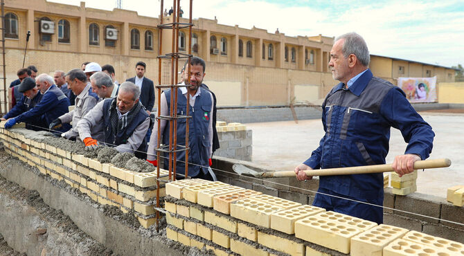 تکمیل پازل «نهضت عدالت آموزشی» با تصویب صندوق ملی/ عزم دولت چهاردهم برای «شناسایی و پرورش» نخبگان مناطق محروم