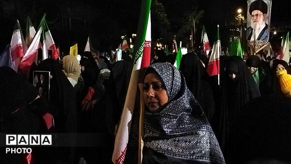 چهل روز ، چهل شب ؛ مردم نیشابور عزادار رهبر شهید و شهدای میناب هستند -۱