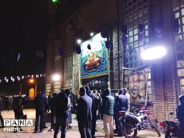 مراسم هفتم شهید یاسر زروندی در مسجد امام حسین (ع) 