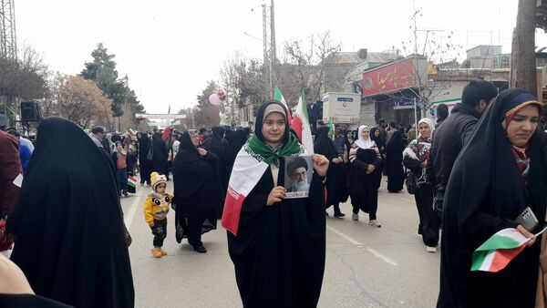 حضور پرشور مردم نیشابور در راهپیمایی ۲۲ بهمن